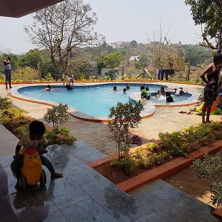 Dolphin Resort Yelagiri Exteriér fotografie