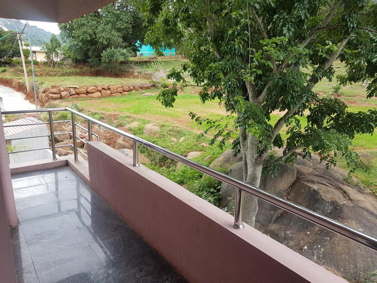 Dolphin Resort Yelagiri Exteriér fotografie