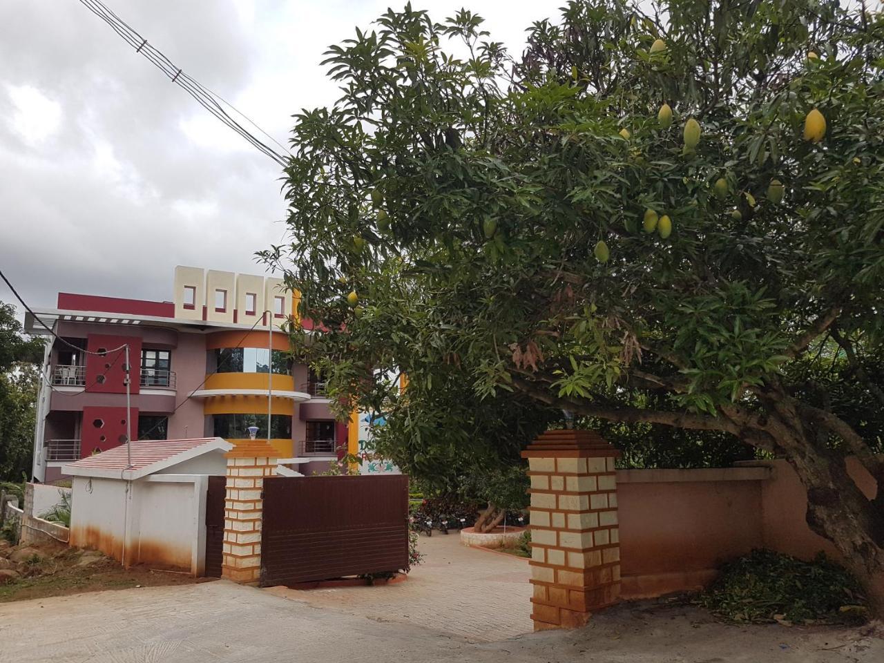 Dolphin Resort Yelagiri Exteriér fotografie